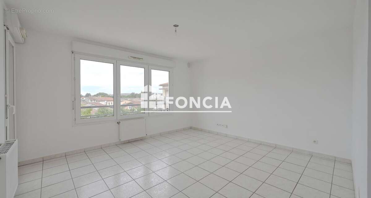 Appartement à BOURGOIN-JALLIEU