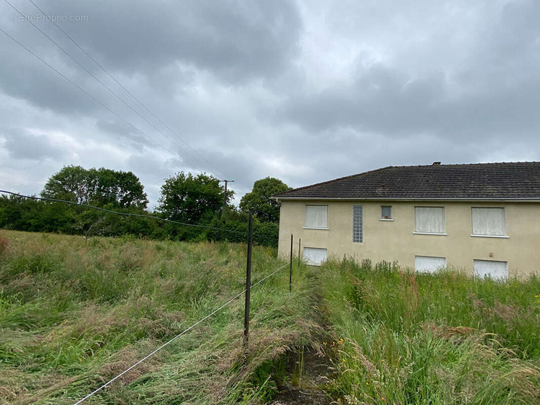 Maison à AIXE-SUR-VIENNE