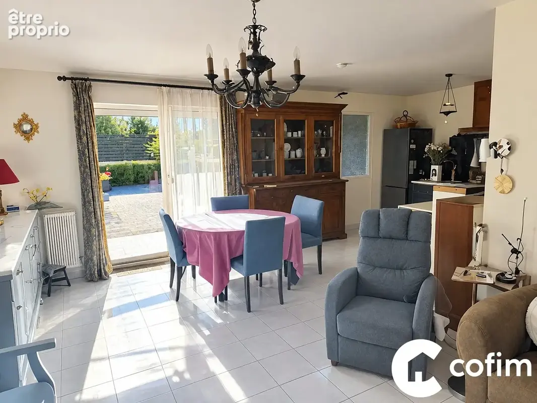 Appartement 3 pièces 74 m² à vendre à Nay (64800) - photo 2