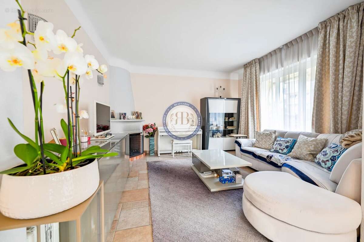 A vendre - cannes – palm beach – maison individuelle – 5 chambres – emplacement exceptionne - photo 3