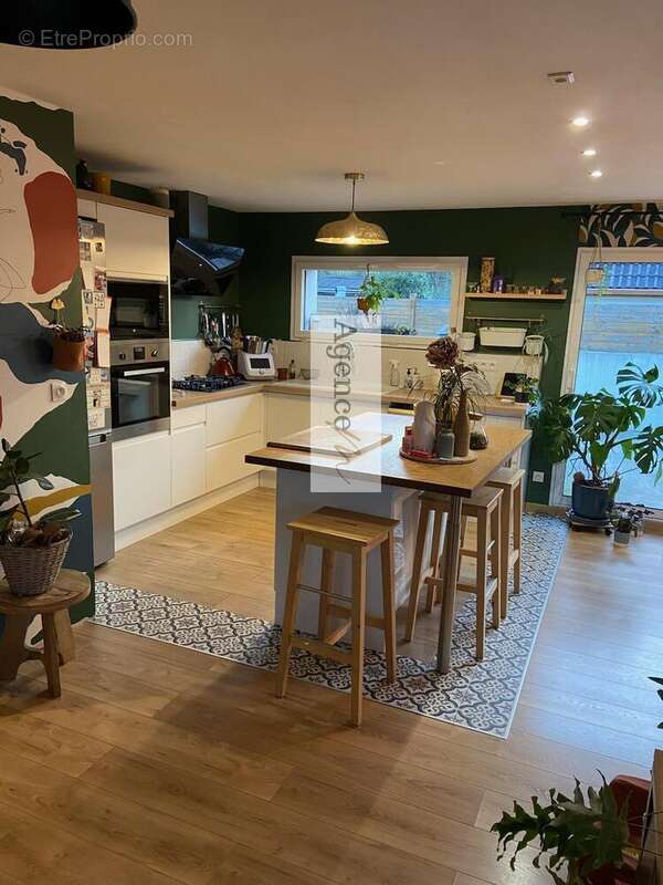 n°6 - Maison à SAINT-ETIENNE-AU-MONT