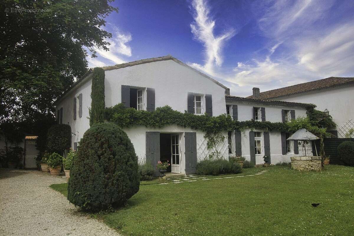 Maison à ETAULES