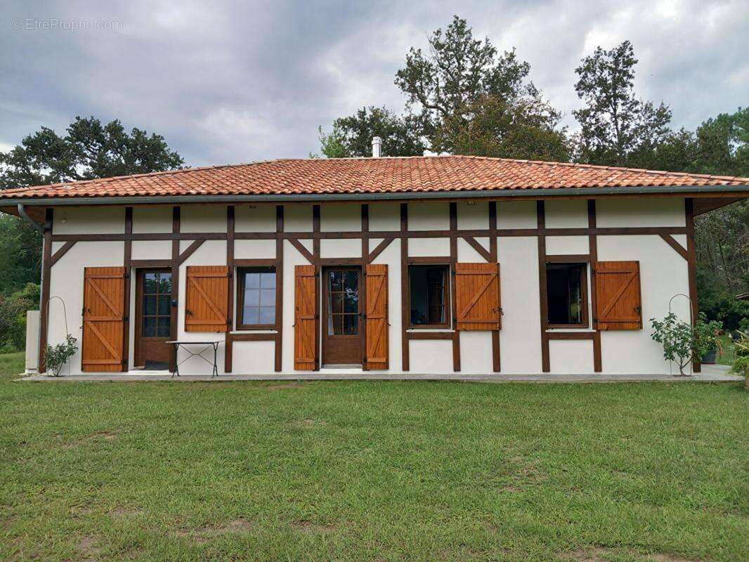 Maison à CASTETS