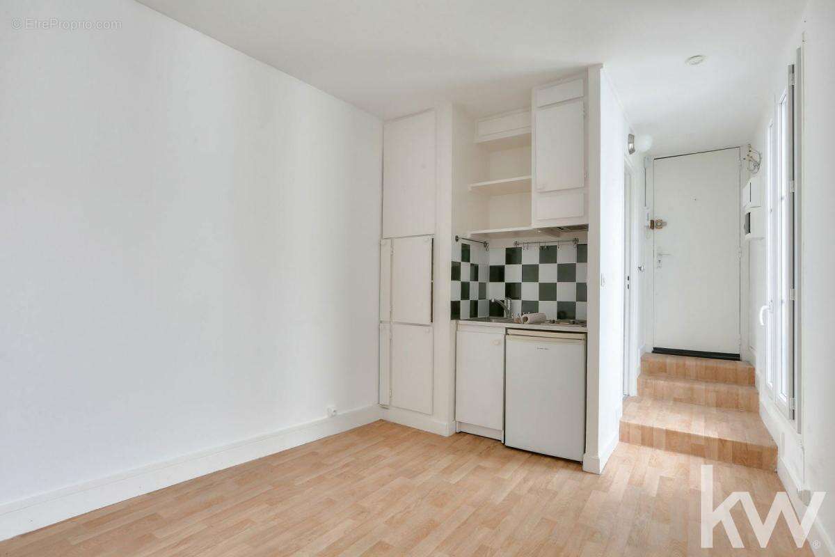 Appartement à PARIS-3E