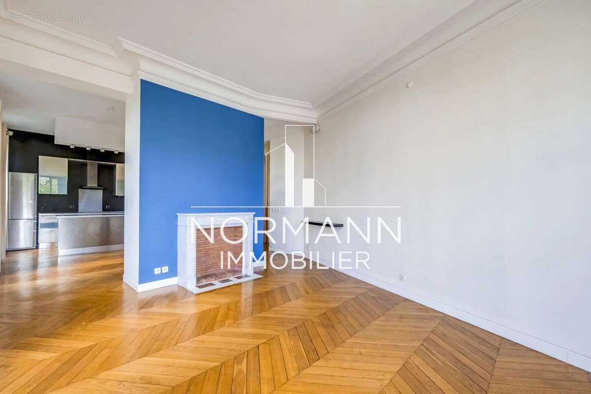 Appartement à LEVALLOIS-PERRET