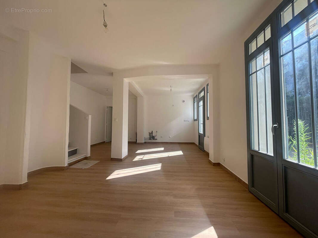 Maison à ENGHIEN-LES-BAINS