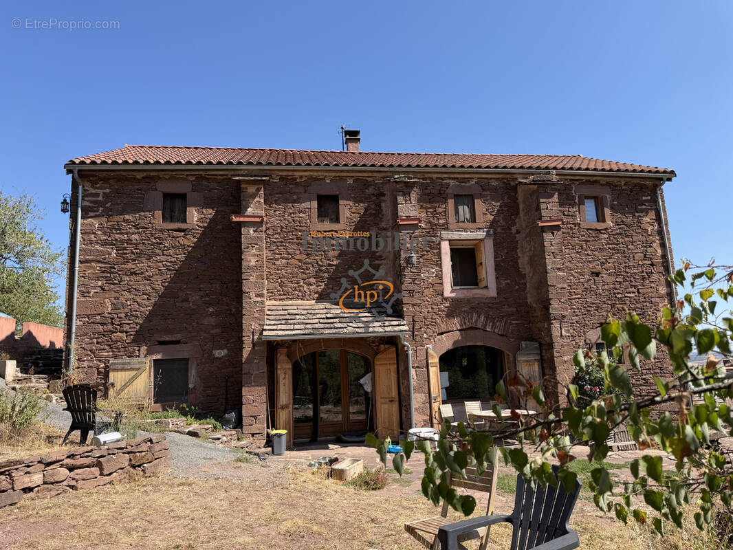 Maison à COMBRET