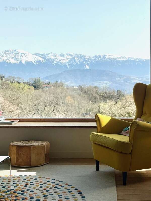 Maison à LA TRONCHE