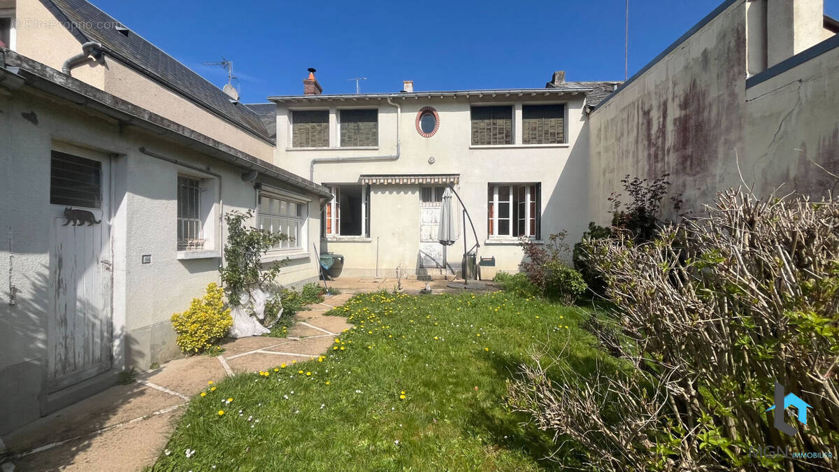 Maison à BONNEVAL