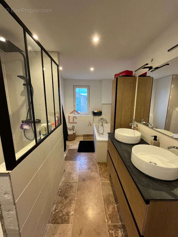 Maison à MEZIDON-CANON