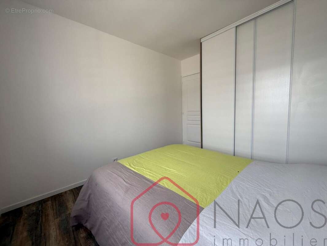 Maison familiale rénovée de 113 m²  Sous-sol complet  Terrasse 70 m2 piscine et cuisine d'été - photo 10