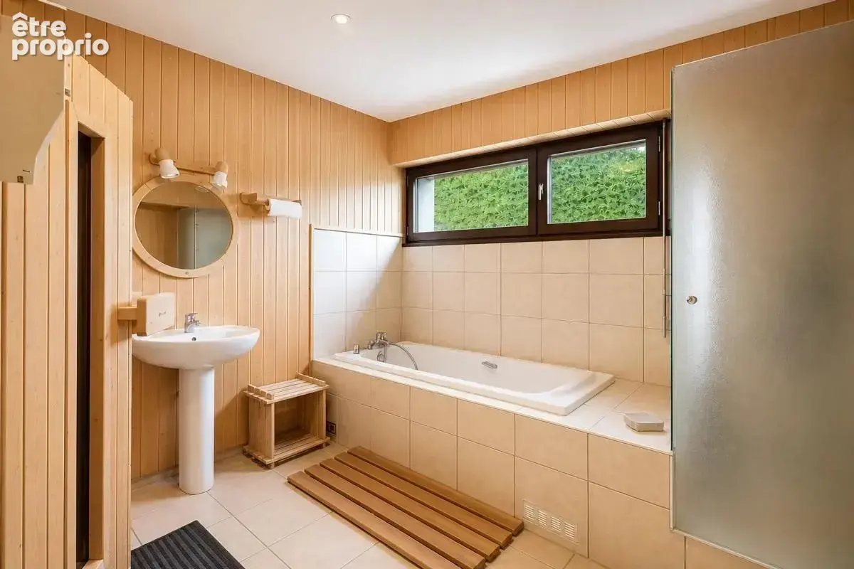 Maison d'architecte 7 pièces de 190 m² à Alby-sur-Chéran - photo 8