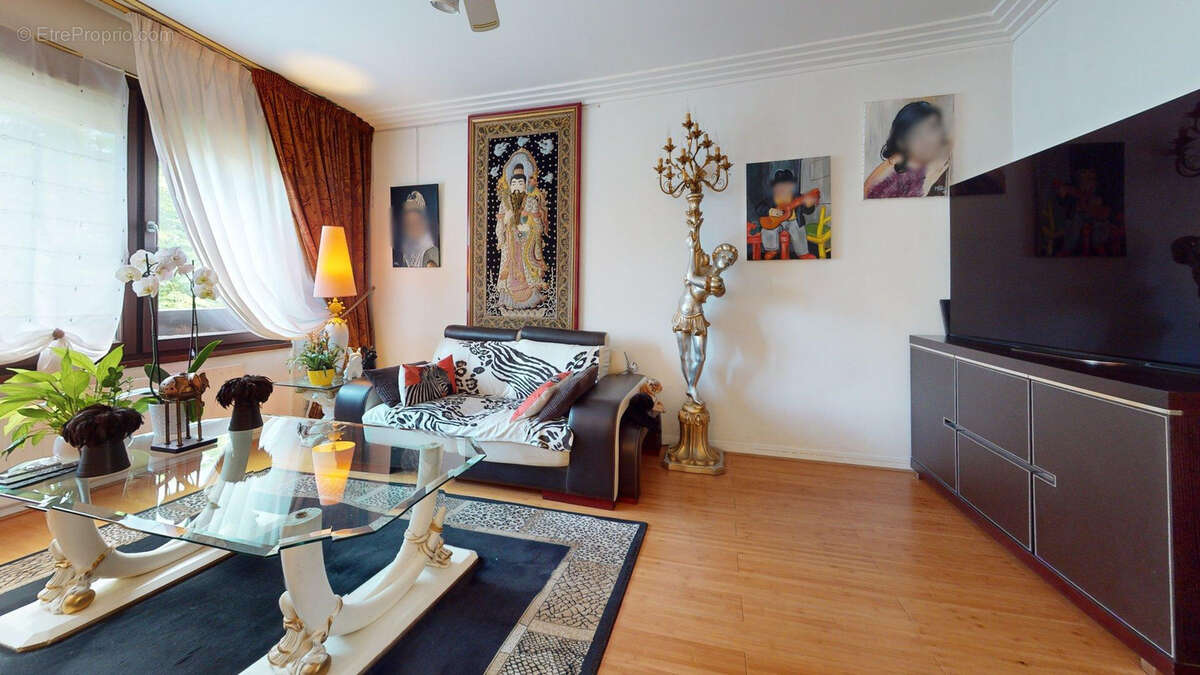 Appartement à BONDY