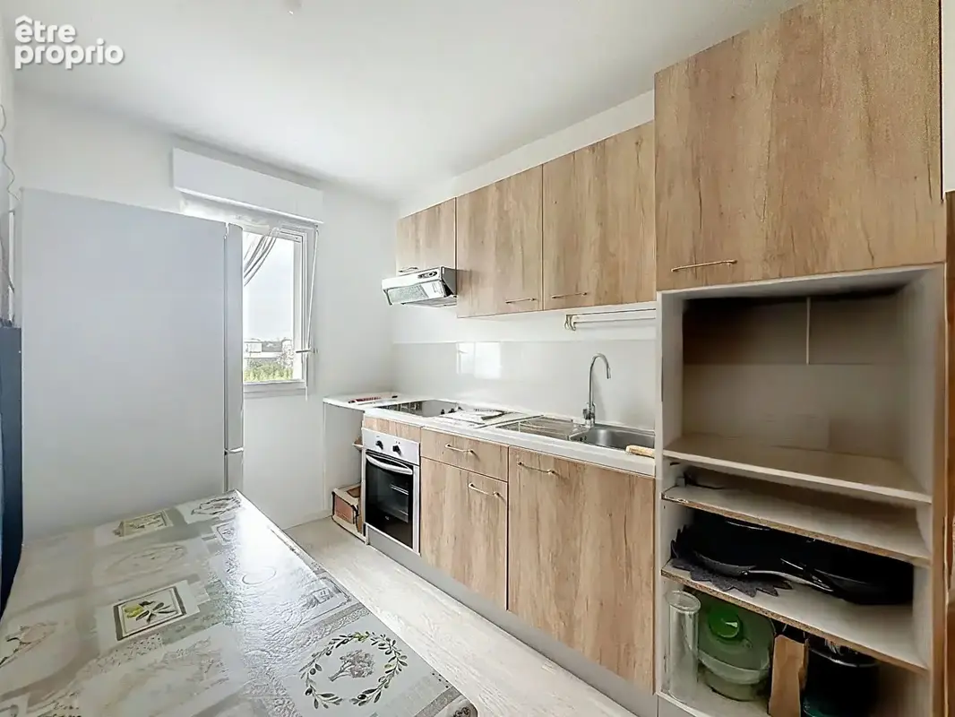 SAINT BARTHELEMY D'ANJOU -  Opportunité pour Investissement locatif ou Résidence principale - Lumineux T3 avec balcon garage - photo 4