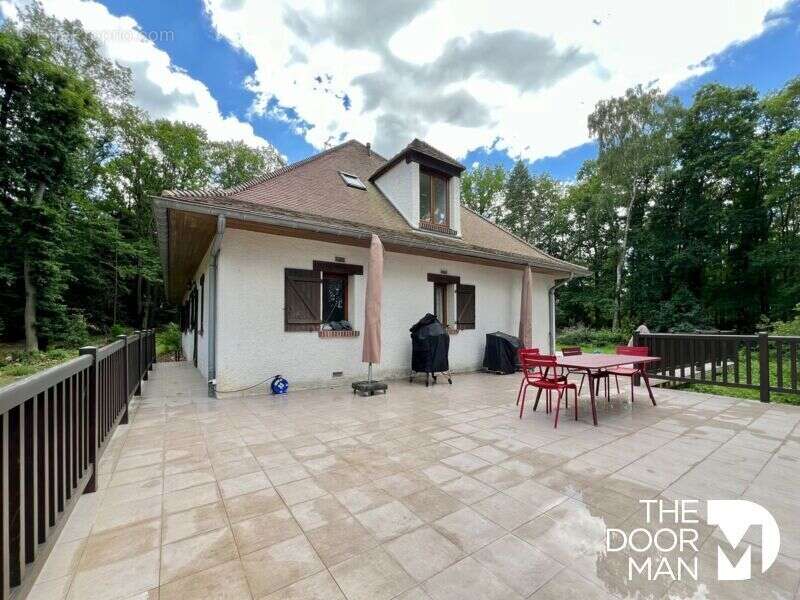 Maison à NOGENT-LE-ROI