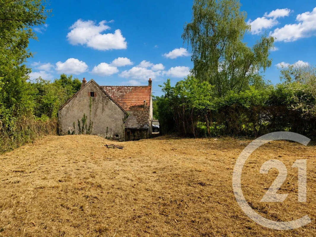 Maison 79 m² à Saint-Bouize  - photo 14
