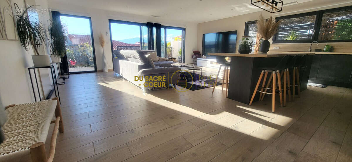 Maison à SAINT-JEAN-LASSEILLE