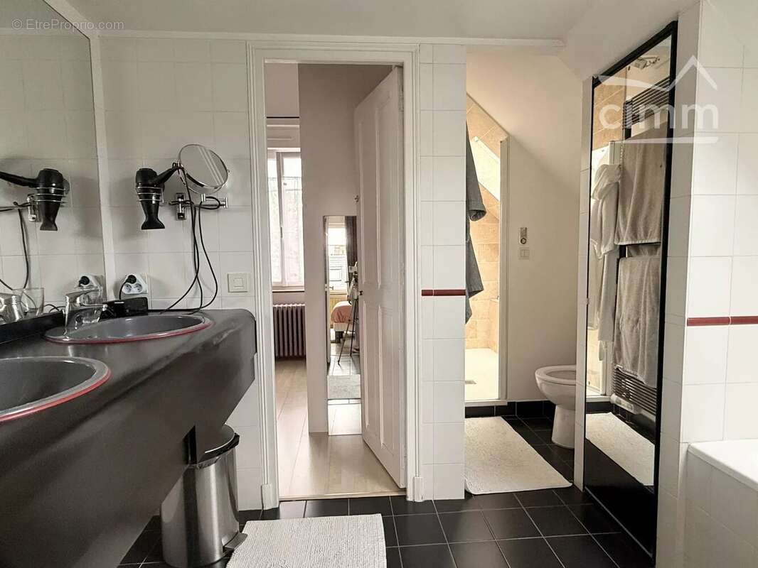 Maison familiale 193 m² avec piscine à débordement – 6 chambres – blois centre-ville - photo 19
