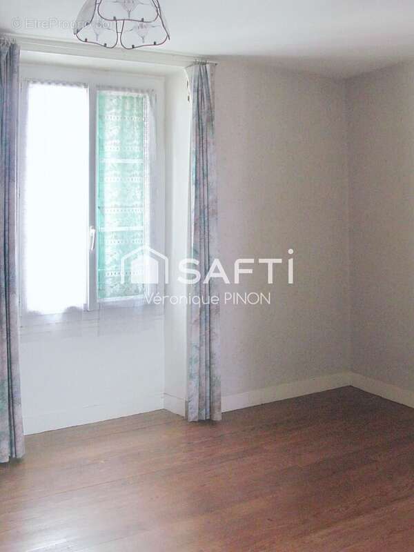 Photo 8 - Maison à CHATEAU-GONTIER