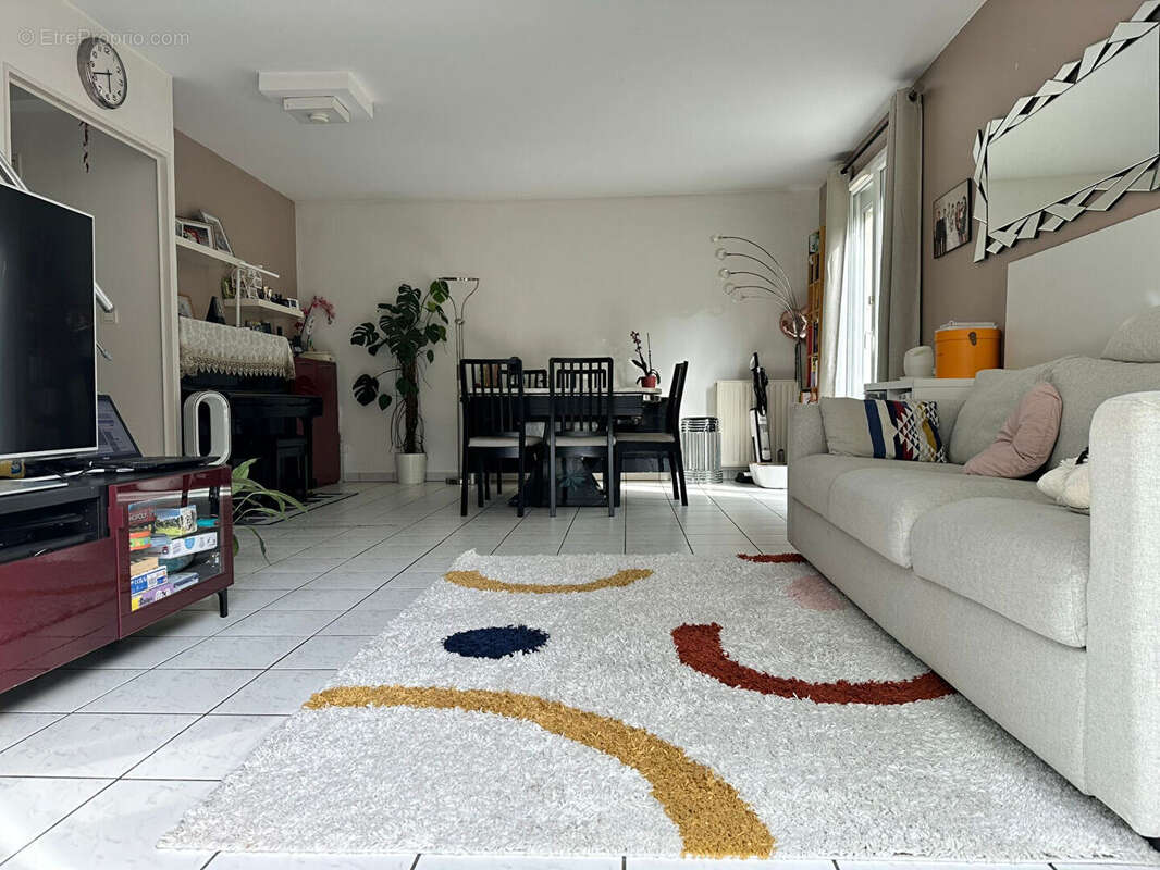 Maison à SAINT-GRATIEN