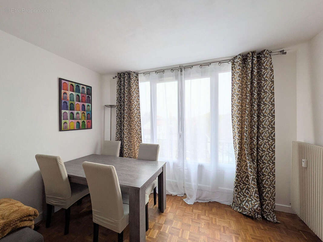 Appartement à VILLEMOMBLE