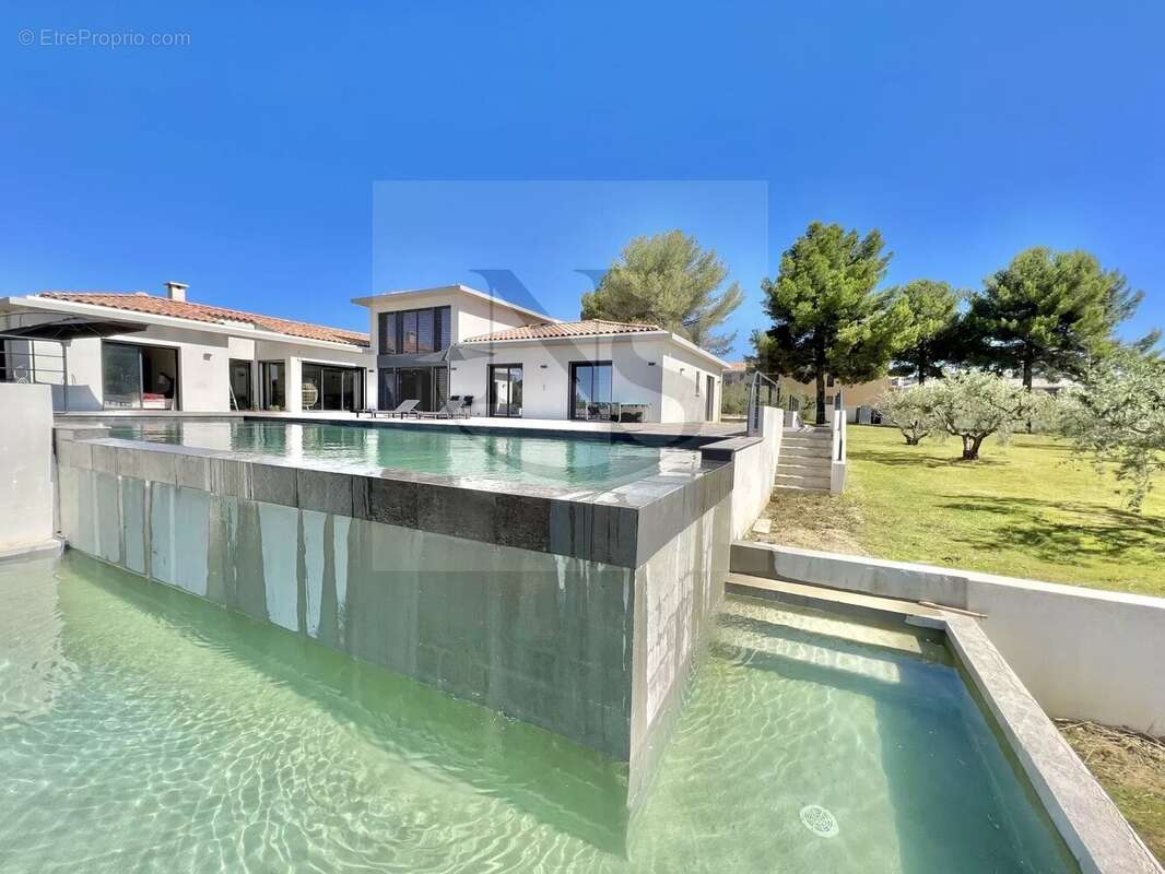 Maison à AIX-EN-PROVENCE