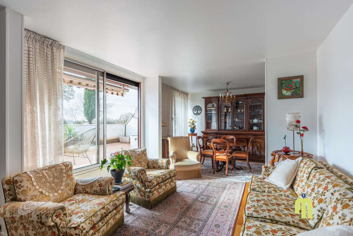 Appartement à CHAMPIGNY-SUR-MARNE