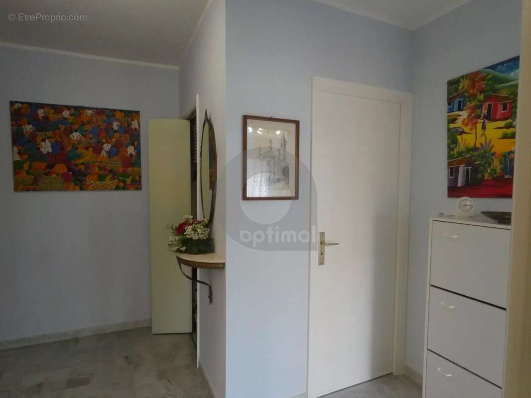 Appartement à ROQUEBRUNE-CAP-MARTIN