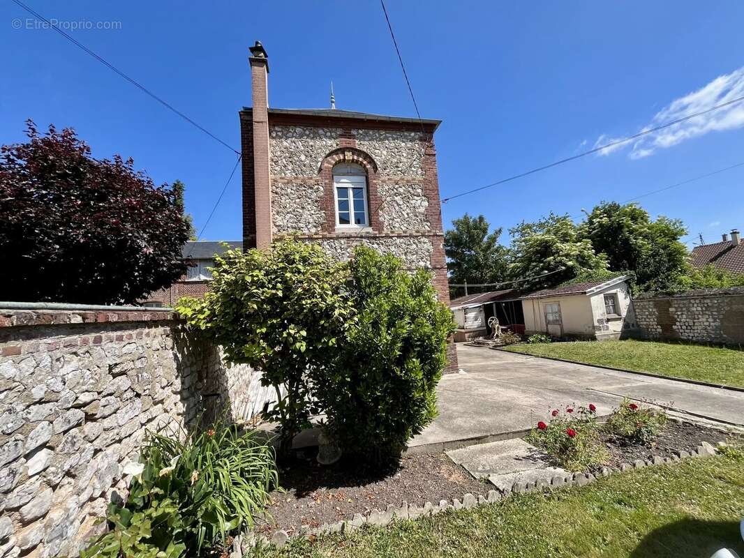 Maison à CAUDEBEC-LES-ELBEUF