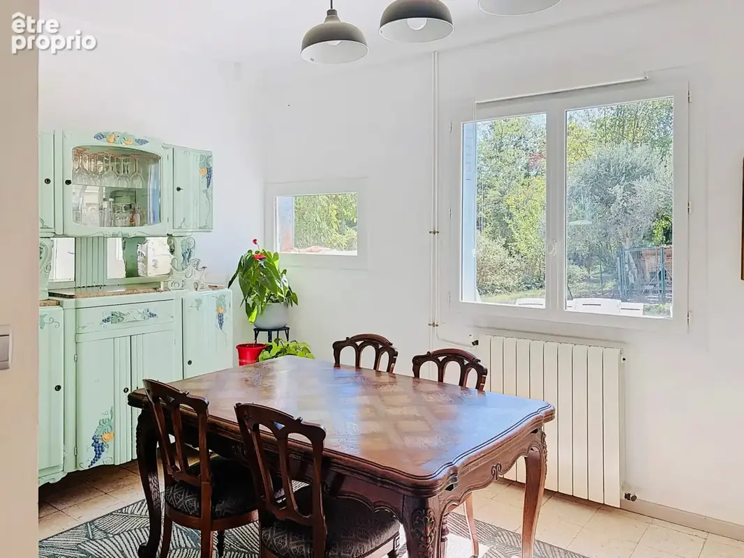 Propriété T7 avec studio, dépendances, garage et 6 035 m2 de terrain - photo 5