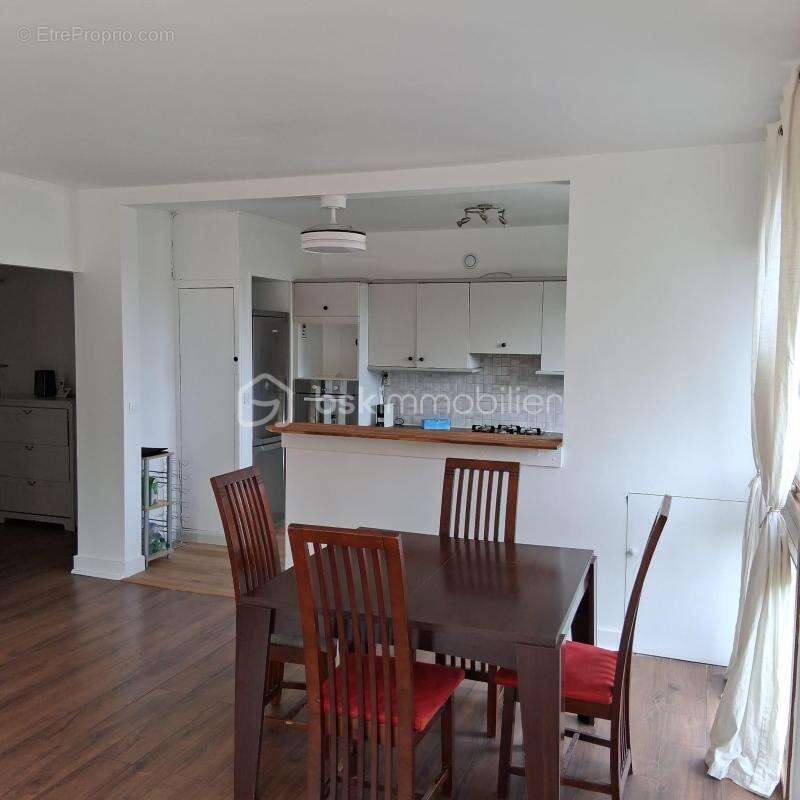 A vendre appartement de 4 pièces de 89 m² avec grand balcon, parking & cave – Résidence Élysée 2 - photo 5