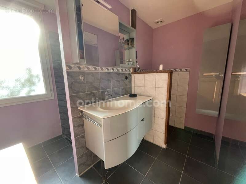 Maison à ARNAC-LA-POSTE