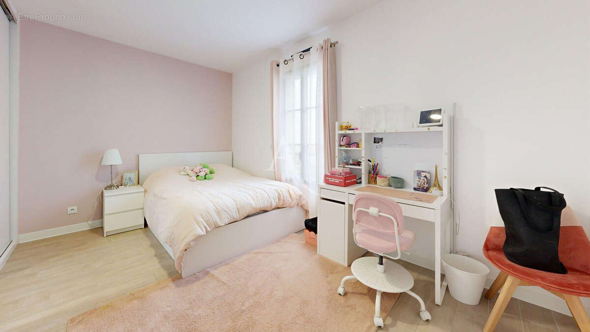 Maison à COURDIMANCHE