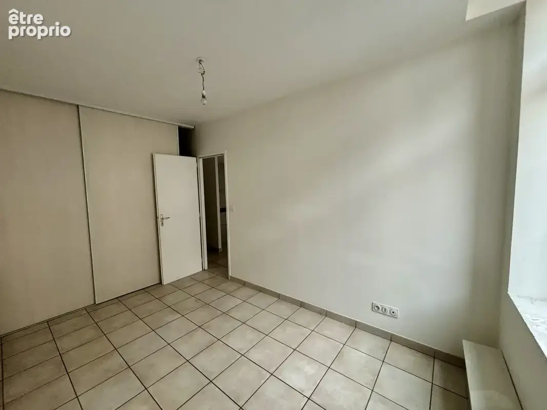Appartement 3 pièces 49 m² à vendre à Vienne (38200) - photo 3