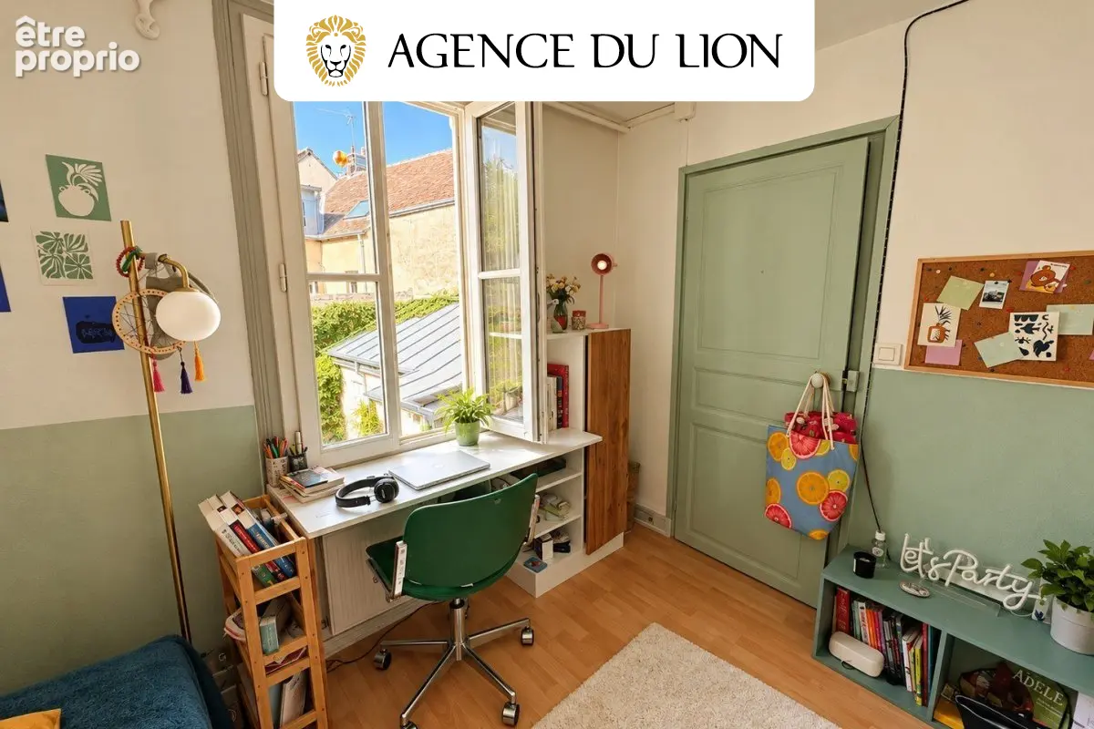 Maison de Ville 5 pièces 2 chambres bureau et cour - photo 10
