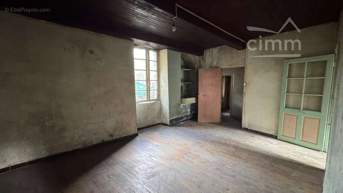 Maison à TOURNON-SUR-RHONE