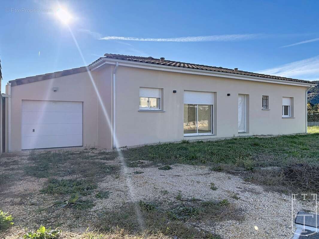 Maison à VALLON-PONT-D&#039;ARC