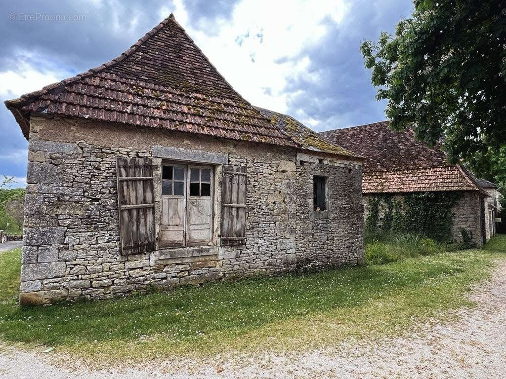 Maison avec grange à Chourgnac 4 pièce(s) 85 m2 - photo 13