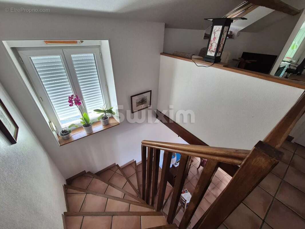 Maison à CHATEAU-CHINON(VILLE)