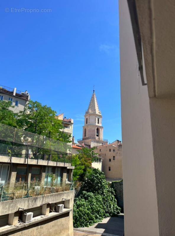 Appartement à MARSEILLE-2E