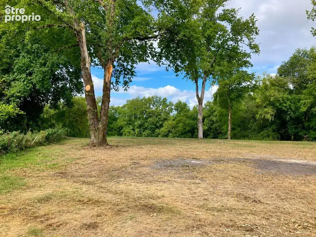 Photo Terrain à Carsac-Aillac au prix de 53 700€