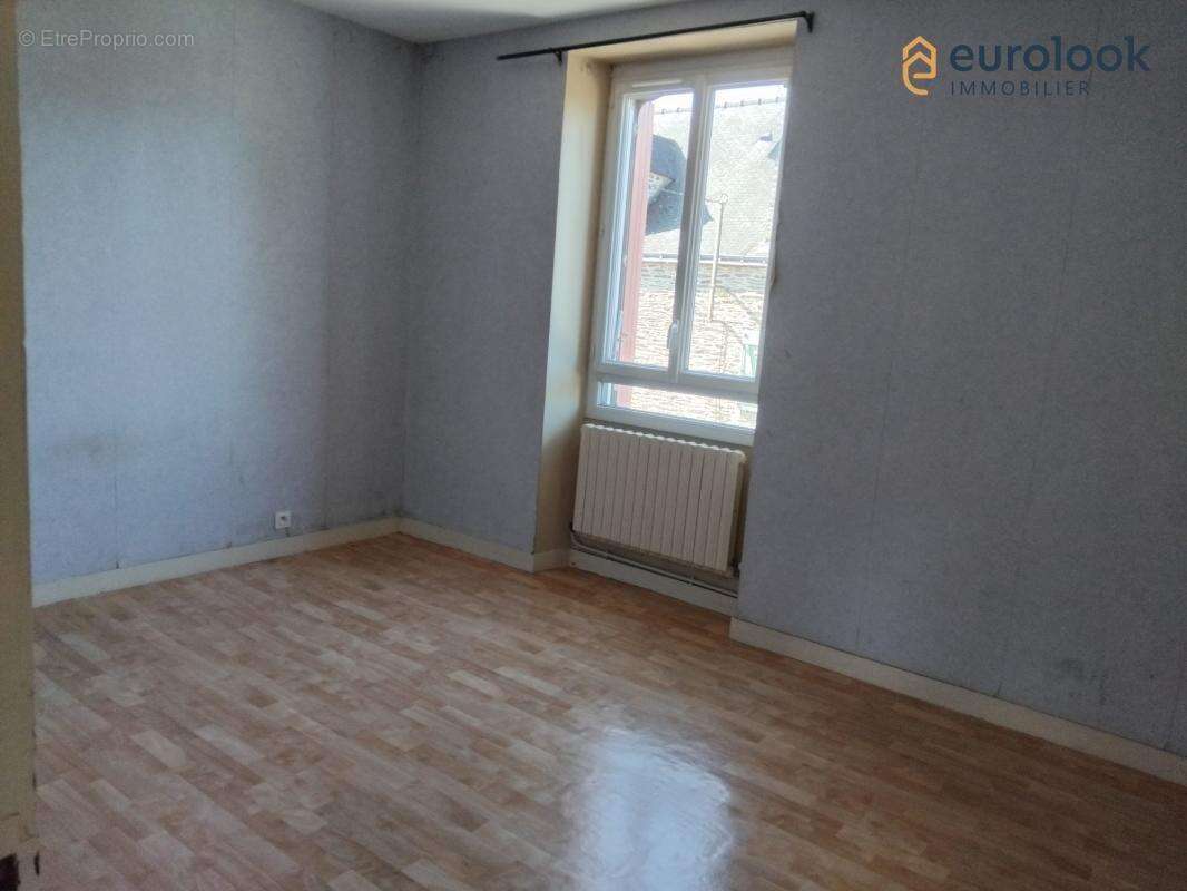 Maison à MALESTROIT