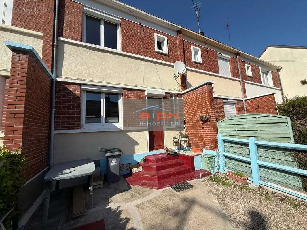 Maison à SOTTEVILLE-LES-ROUEN