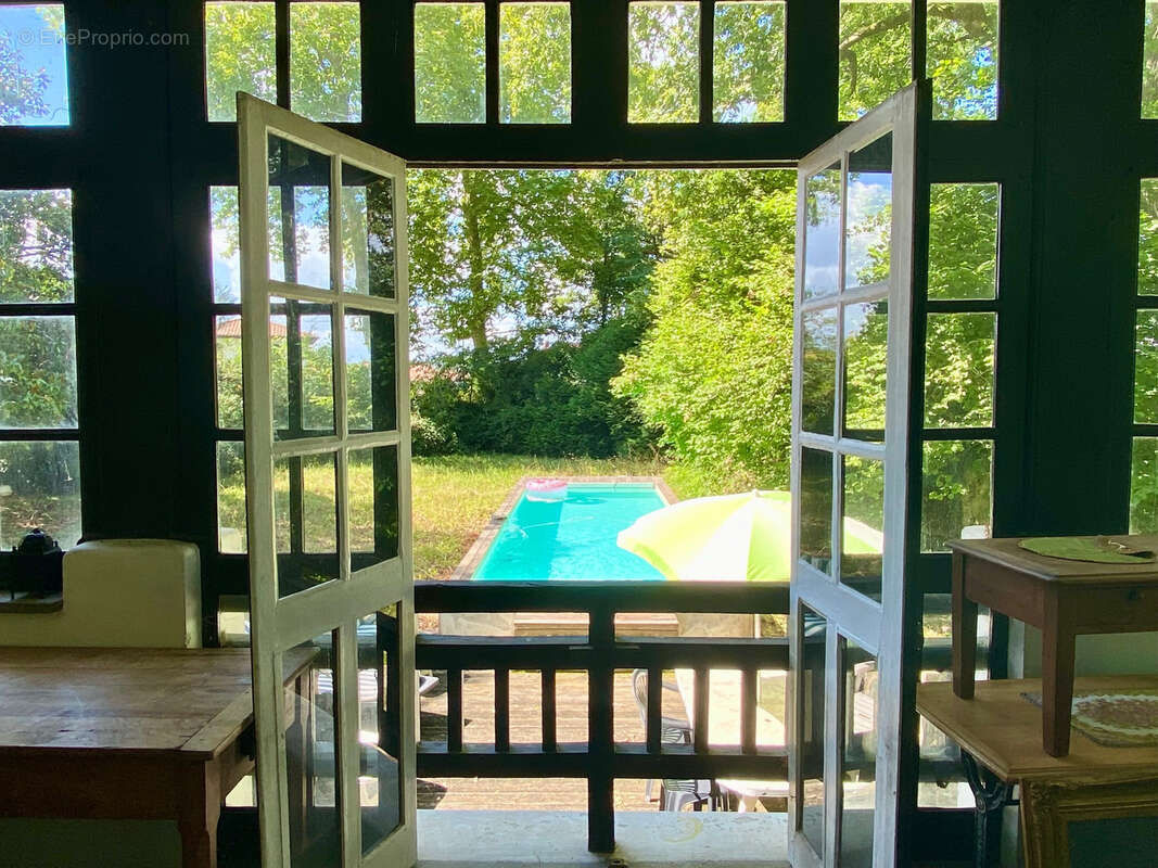 Maison à URT