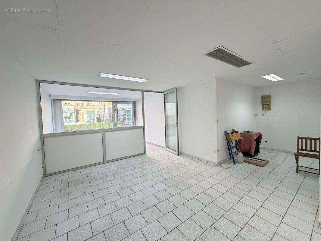 Commerce à VILLEURBANNE