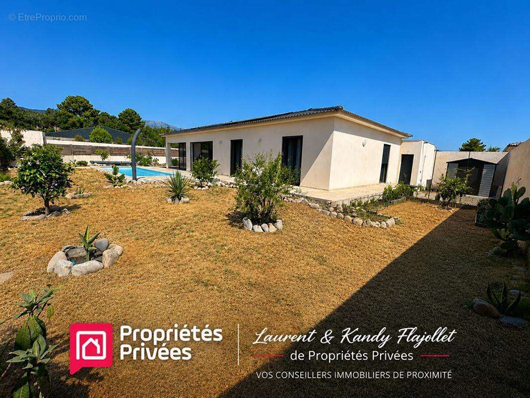 Maison neuve T3 de plain-pied - Double séjour - Piscine  - Garage // SOLARO 20240 - Haute Corse 2B - FRANCE - photo 12