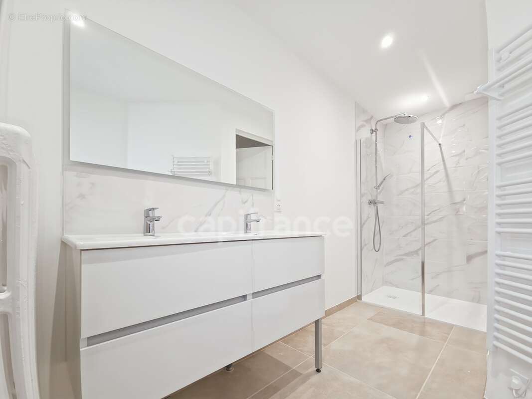 Appartement avec terrasse et parking sécurisé - photo 10