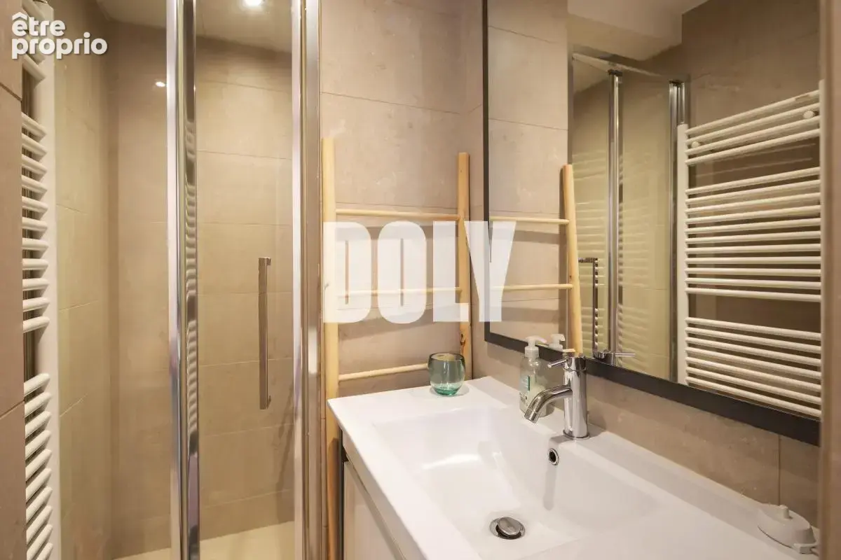 Doly - rue verniquet - 2 pieces - photo 6