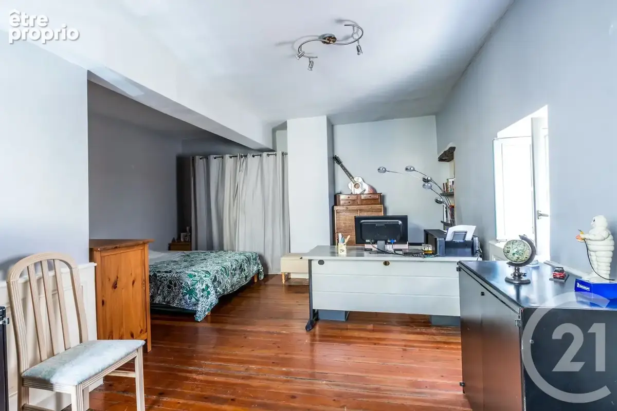 Maison 5 pièces 155 m² à vendre à Trevoux (01600) - photo 5