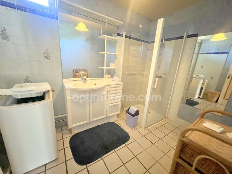 Maison à POULAINES
